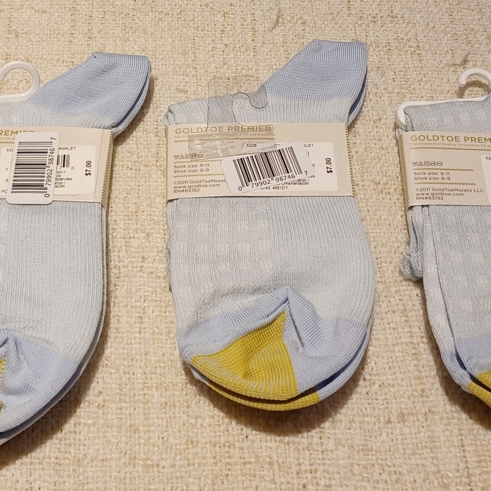GOLDTOE SOCKS - Picture 2 of 3